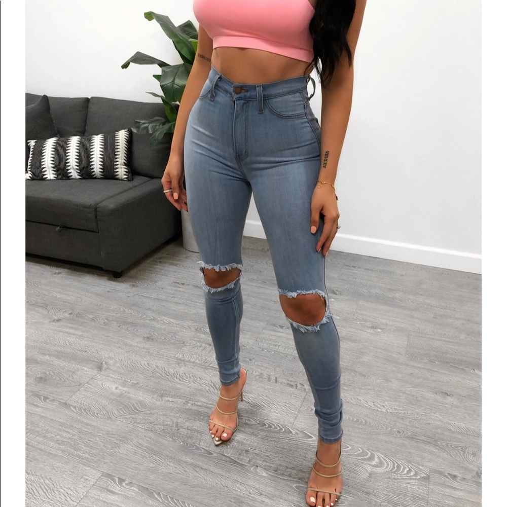 Laura’s Boutique Knee Slit Jeans